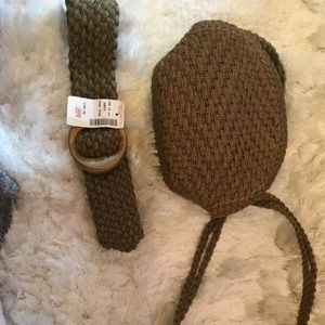 Beautiful sakes fifth ave purse belt set. New